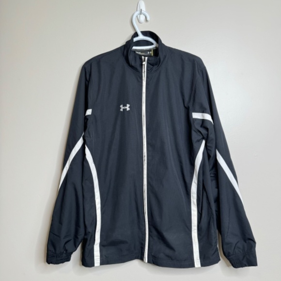 ❄️ Under Armour Men's Black/White Essential Woven Jacket - Picture 3 of 10